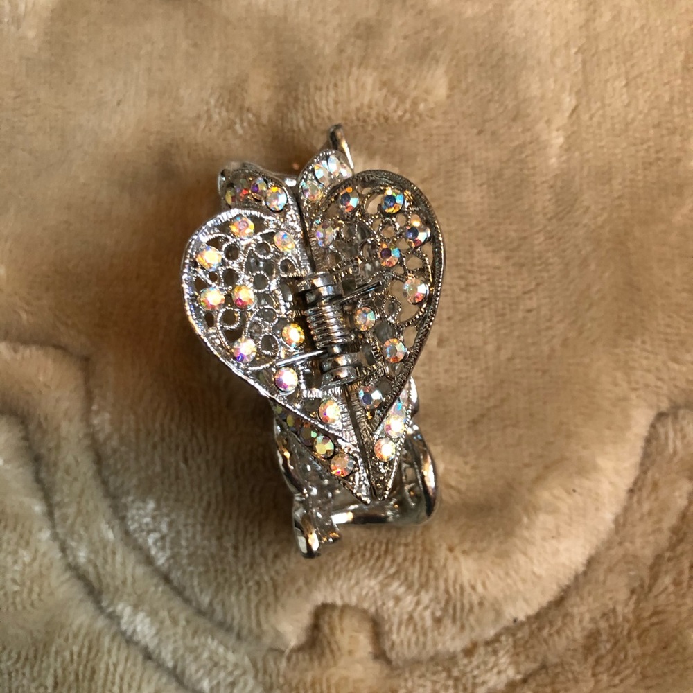 Gorgeous Heart Faux Jewel Claw Hair Clip